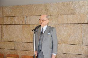 藤原有三氏